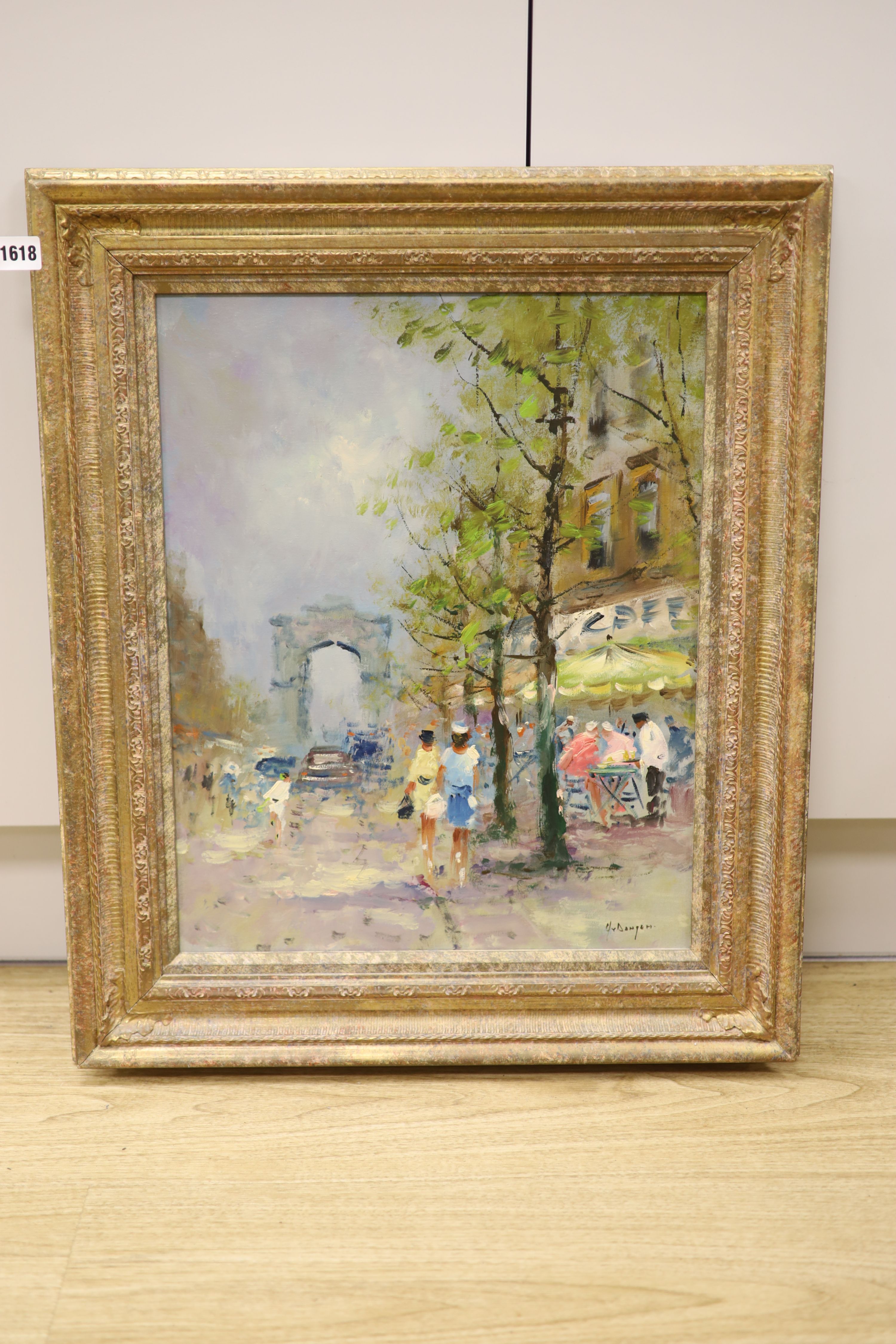 Harrij van Dongen (1909-), oil on canvas, Paris street scene with the Arc de Triomphe, signed, 50 x 40cm